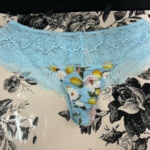 NWOT Victoria’s Secret Dream Angels Thong Panty SIZE XL